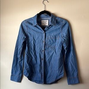 Abercrombie & Fitch Women’s Blue Shirt